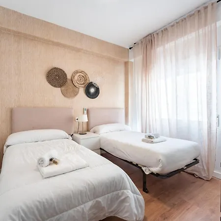 Beachside Centre Duplex 6pax Фуэнхирола