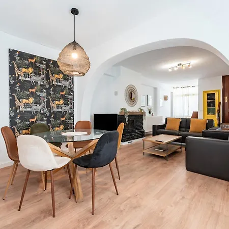 Beachside Centre Duplex 6pax Apartment