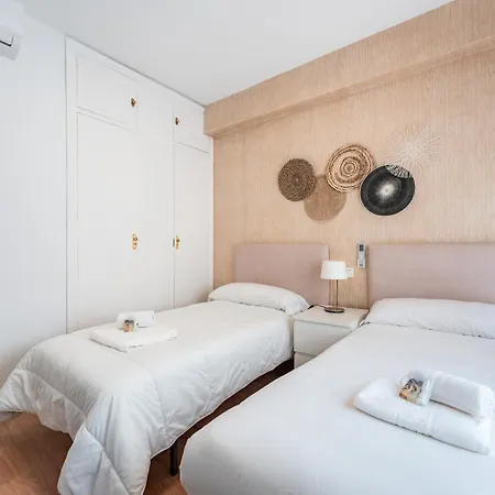 Beachside Centre Duplex 6pax