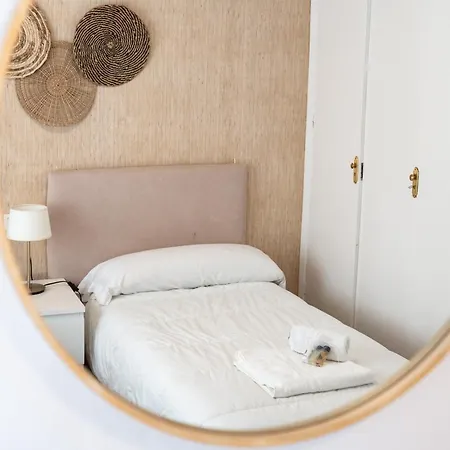 Beachside Centre Duplex 6pax * 푸엔히롤라
