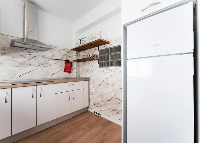 Beachside Centre Duplex 6pax *