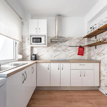 Beachside Centre Duplex 6pax Фуэнхирола