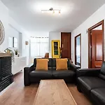 Beachside Centre Duplex 6pax Apartment